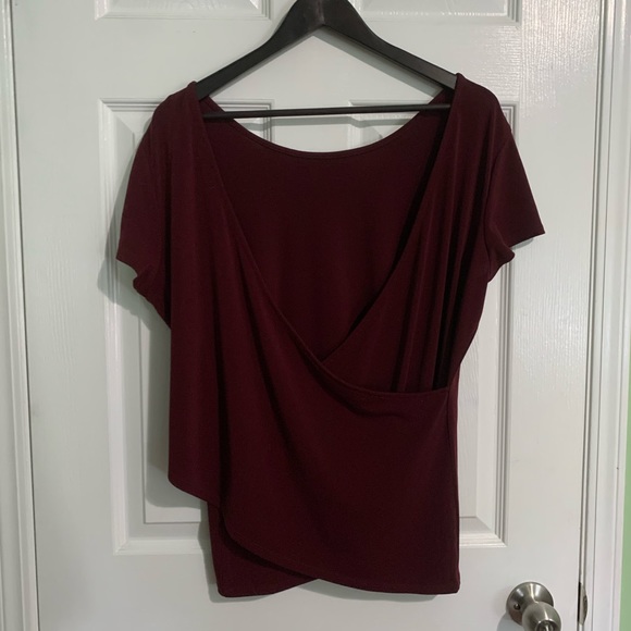 EXPRESS Cross Back Tee - Picture 2 of 3